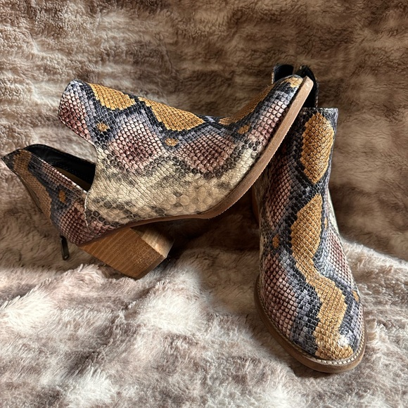 Blondo ankle boots - Picture 2 of 4